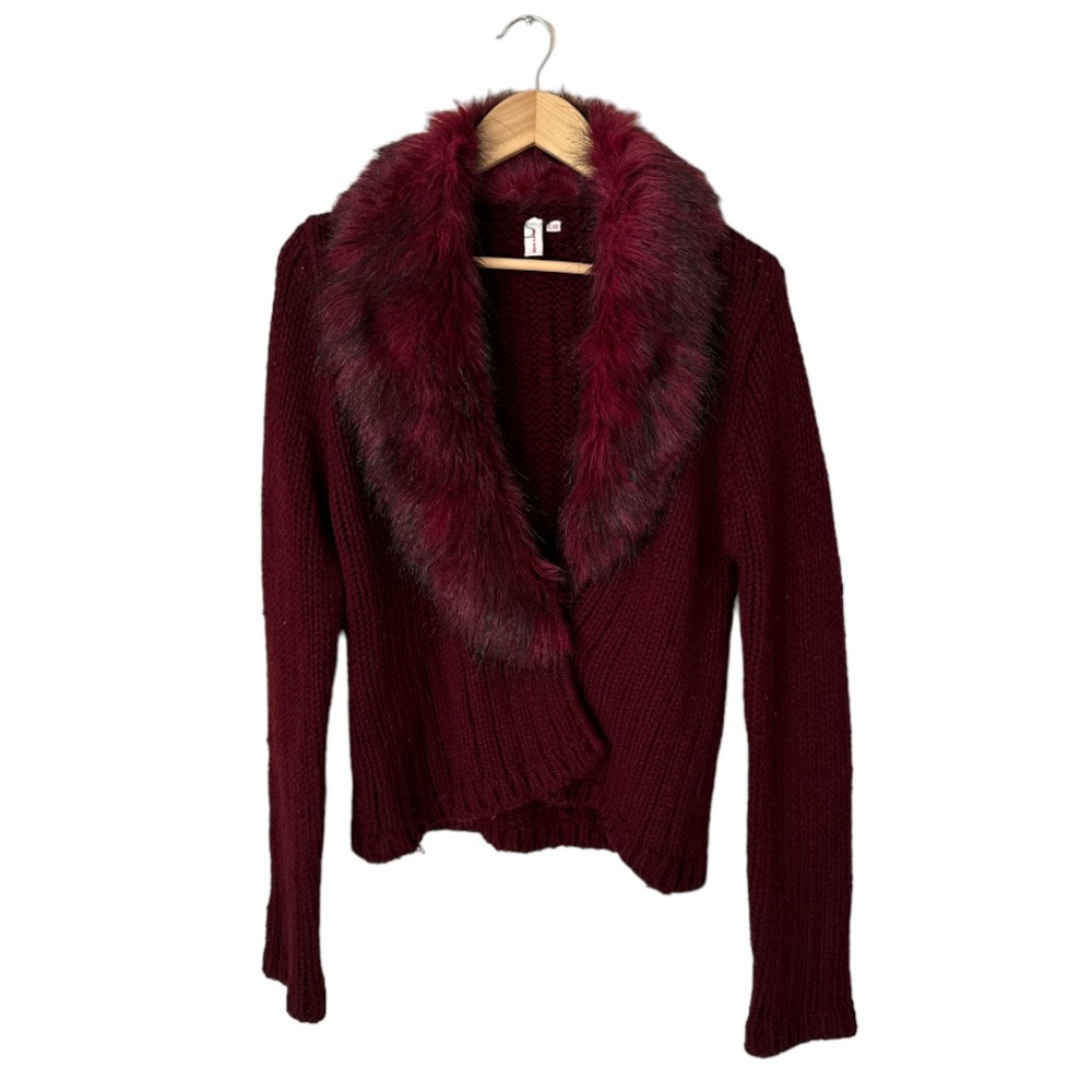 Suzy Shier Red Knit Cardigan